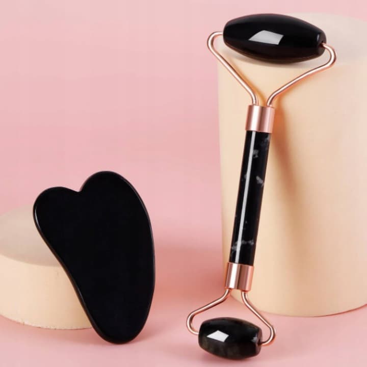 Zestaw roller do twarzy + gua shua zmniejsza opuchliznę i cienie pod oczami, relaksuje i odpręża